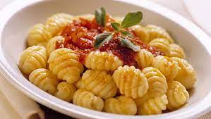 ÑOQUIS CON SALSA BOLOGNESA